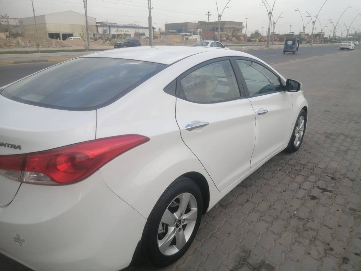 السلام عليكم النترا موديل ١٣ خليجي كفاله عامه محرك ١٨٠٠ رقم اربيل بأسم ولد بالبصره فول مواصفات ما عدا البصمه السياره حلوه وجديده استخدام شخصي السعر ١١٣ وبيهه مجال عنوان البصره مكلف بالنشر رقم راعي السياره ***********
