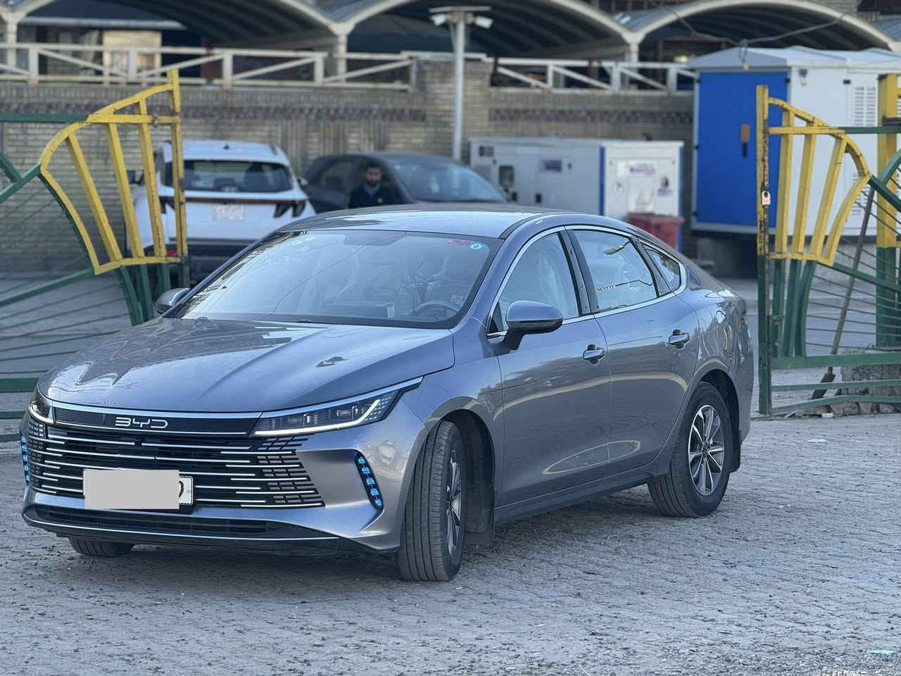 بي واي دي ديستروير BYD 2025
ماشية 7 الف مرقم بغداد تحويل مباشر 

 شاحن ومعالج بنجر وارضيات  غراض كاملة 

بانزين + هايبرد + كهرباء 

محرك 1500cc

السعر ١٨،٨٠٠ فقط

دخول ذكي بصمة و كارت بطاقة NFC

كشنات جلد ابيض رياضي

قطعتين تبريد

كير ماوس

انظمة قيادة متعدده 

هاند بريك كهرباء + اوتوهولد

ستيرن فول تحكمات

شاشة قلابة

حساسات وكاميرا خلفية

ليد نهاري 

مكاني بغداد زيونه

***********
