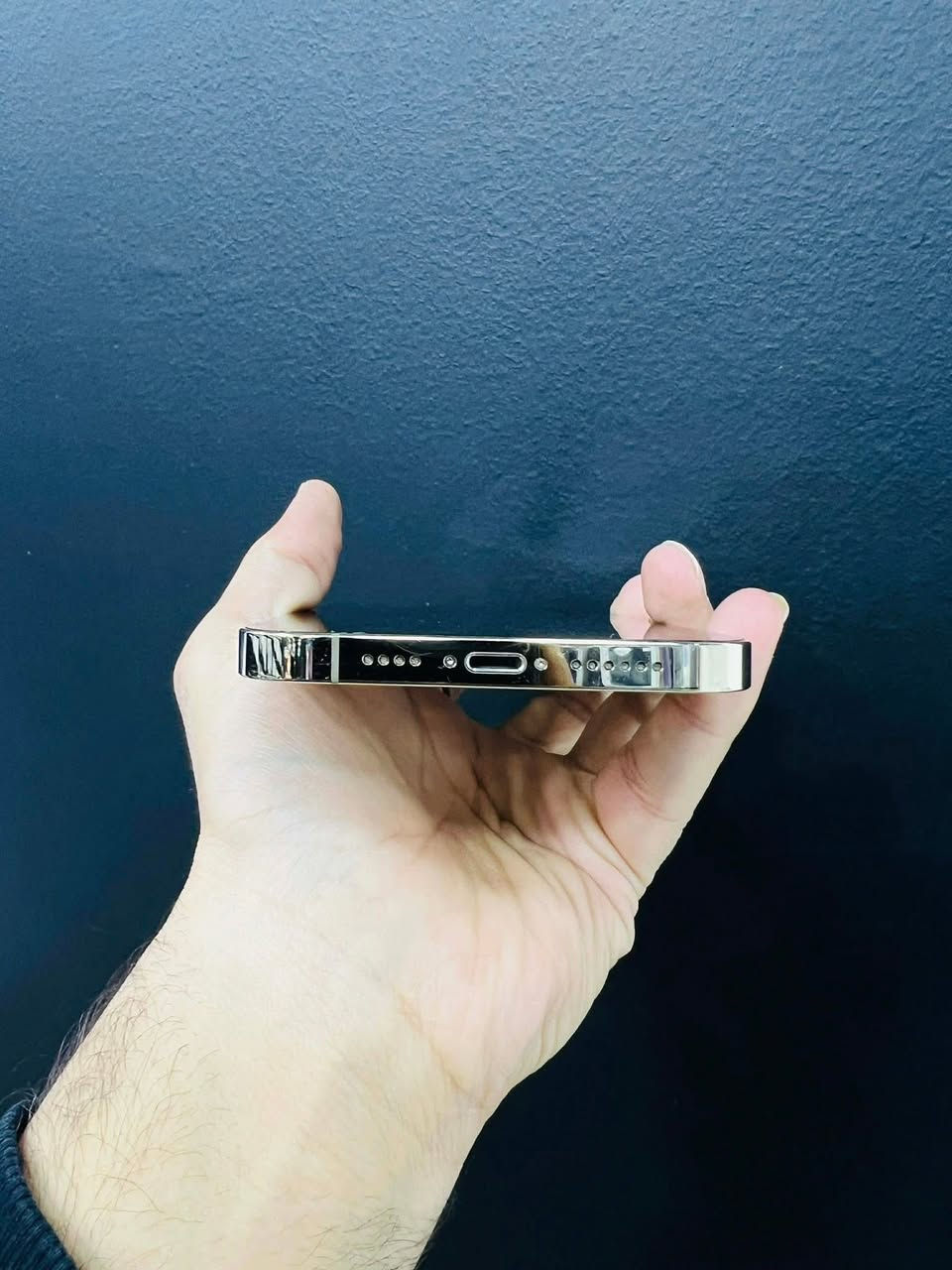 السلام عليكم 🫡
ايفون 12برو ماكس لون (ذهبي  🫰😍)

الذاكره :256

البطاريه :95

جهاز شرط  وتر بروف غير داخل صيانه 😍❤️

فقط فطور بل الشاشه ولا ماثره لمس عسل 😁😘

شحن صرصر شرط 😂

فيس ايدي شغال ✅

السعر مناسب كلش 😍🤤

يرهم بيع ويرهم مراوس باي جهاز عندك 💕👍

أي استفسار:خاص او التصال ع الرقم :***********
