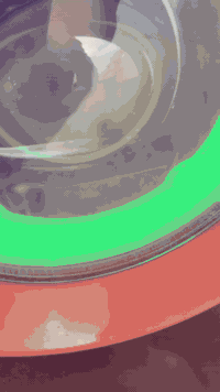 ماطور 318 🤎
بطريات 6 
ملف 2000 
صندوك الخلفي مجود 
نضيف حيل 🤎 
السعر 635 وبي مجال 
التواصل ***********
