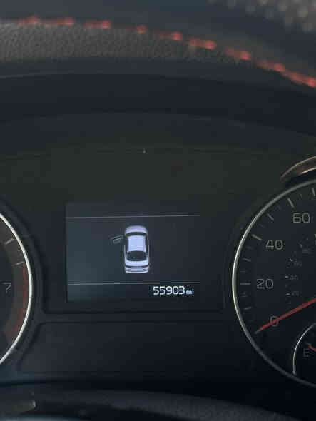 للبيع فقط 
كيا أوبتما موديل ٢٠١٩ وارد أمريكي 
فئة s 
السيارة عليها إدامة كاملة من بلكات اصلية جدد وباتري جديد وتايرات جدد 
المواصفات ال s معروفة 
والسيارة بصمة بلادي ودخول ذكي 
الحادث خفيف خلفي بدون ايرباك 
رقم أربيل باسم الشركة 
السيارة ماشية ٥٥ الف فقط 
على وضع الشركة بدون نقص 
تفاصيل اكثر ***********
مكاني بغداد او الفلوجة
السعر ١٤٥
