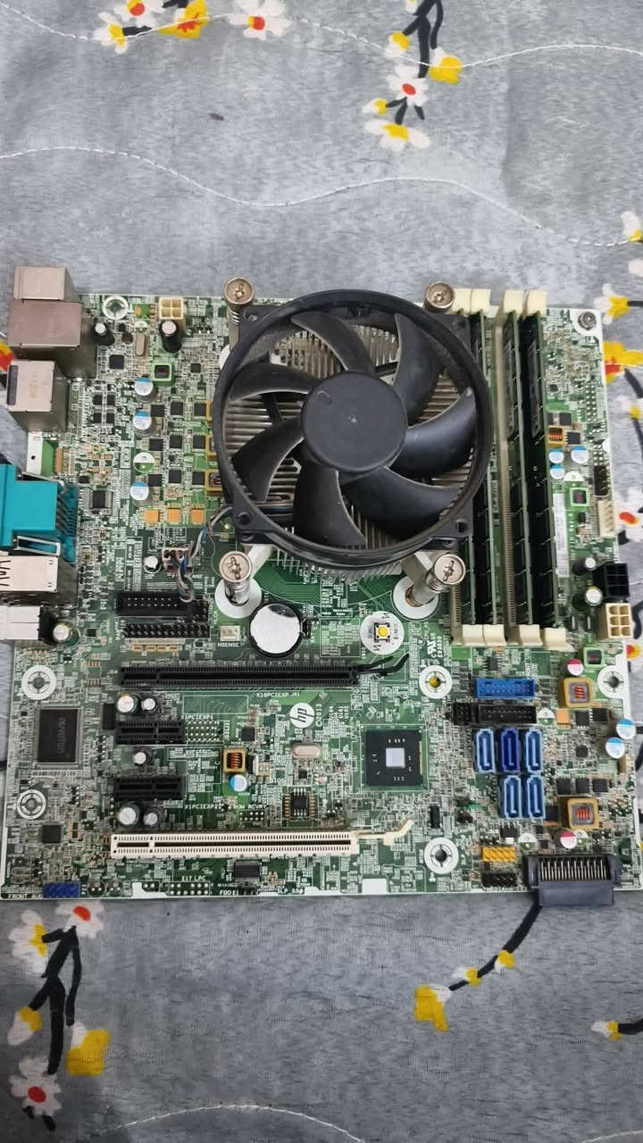 السلام عليكم قطع PC البيع
مذر بورد من شركة HP 
رامات DDR3 32 
يجي ويا مبرد 
وبور سبلاي 320 واط 
معالج i5 4590


**إذا كنت صاحب هذا الإعلان وتريد حذفه لأي سبب، رجاءا أرسل رسالة إلى الدعم الفني**