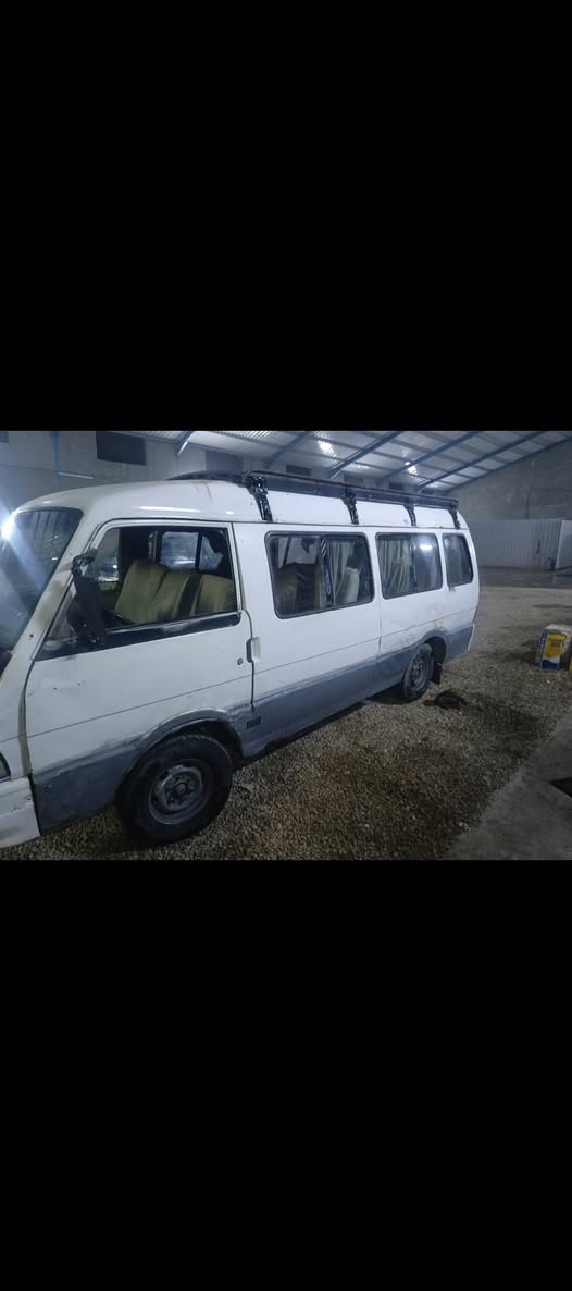 سلام عليكم للبيع اسيا مديل 1993 كير  مكينه  اكسن كفاله من عده المحرك بي بخار قليل بدون تنقيص حداديه قبل شهر مدلهة كلهة ٩٠ بلميه بور شغال شواصي كفاله رقم نجف مداور شرط راعيهة يمي بنجف السعر ٢٥ وبيها مجال حك الجيه رجائن لحد يعلق ألما يشتري ولا يتعبني الشراي يجي وعيوني يشلعهن *********** مكاني نجف كوفه
