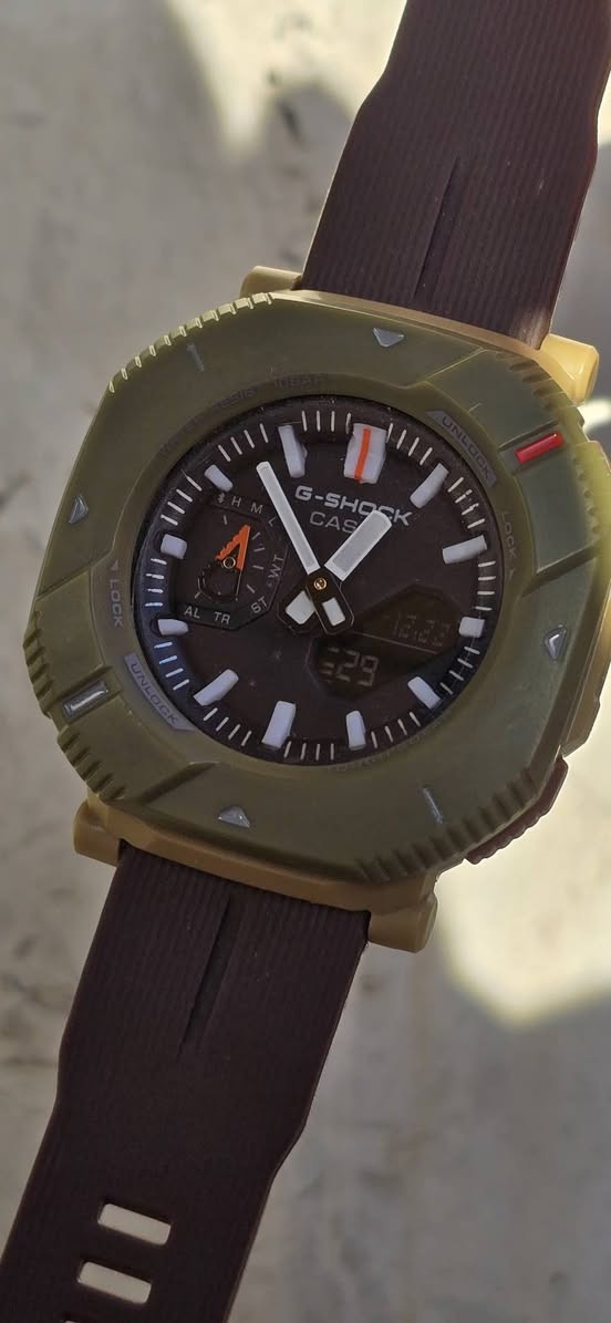 كاسيو جي شوك دبل تايم ياباني اصلي
قطعه مال باله امزون غير مستخدم 
سير ربر بالكامل اضائه ليليه 
تحفه وموديل مميز جدا 
السعر ١٥ الف


**إذا كنت صاحب هذا الإعلان وتريد حذفه لأي سبب، رجاءا أرسل رسالة إلى الدعم الفني**