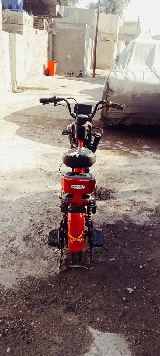 السلام عليكم ورحمه الله دراجه شحن للبيع ومراوس حجم 14 اذا اكو اكبر انطي فرق سعرها 150 بها باتري واحد ضعيف مكاني بغداد رقم الهاتف ***********
