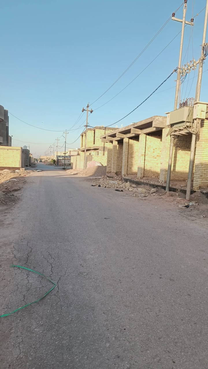 هياكل اثنين للبيع مع محلات بمجمع صلاح بالشارع الرئيسي مقابيل المستشفى القاسم ع ***********

