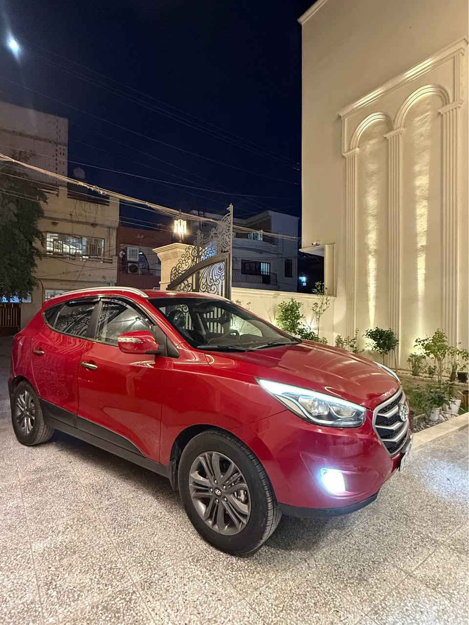 ﷽

السلام عليكم للبيع او المراوس حبايب 
توكسان خليجي 2015 رقم اربيل تحويل او وكالة 
سياره بدون حادث بيها قطع صبغ اثر جراد اني ابيع عام بس هيه مو عام. السياره جاهزه ع اخر حبايه مكينه كير ممفتوحات مكينه 2000 دوش تبريد ثلج صدر امامي وخلفي جديد تخم تاير وباتري جدد منظومه زنون كشنات جلد تحكمات ستيرن شاشه كامرا سياره جاهزه مابيها اي نقص 
السياره رايدها ب 118 وبيها مجال للشراي مكاني الاعظميه 
وهذا رقمي *********** اتصال او واتس بغداد, العراق
