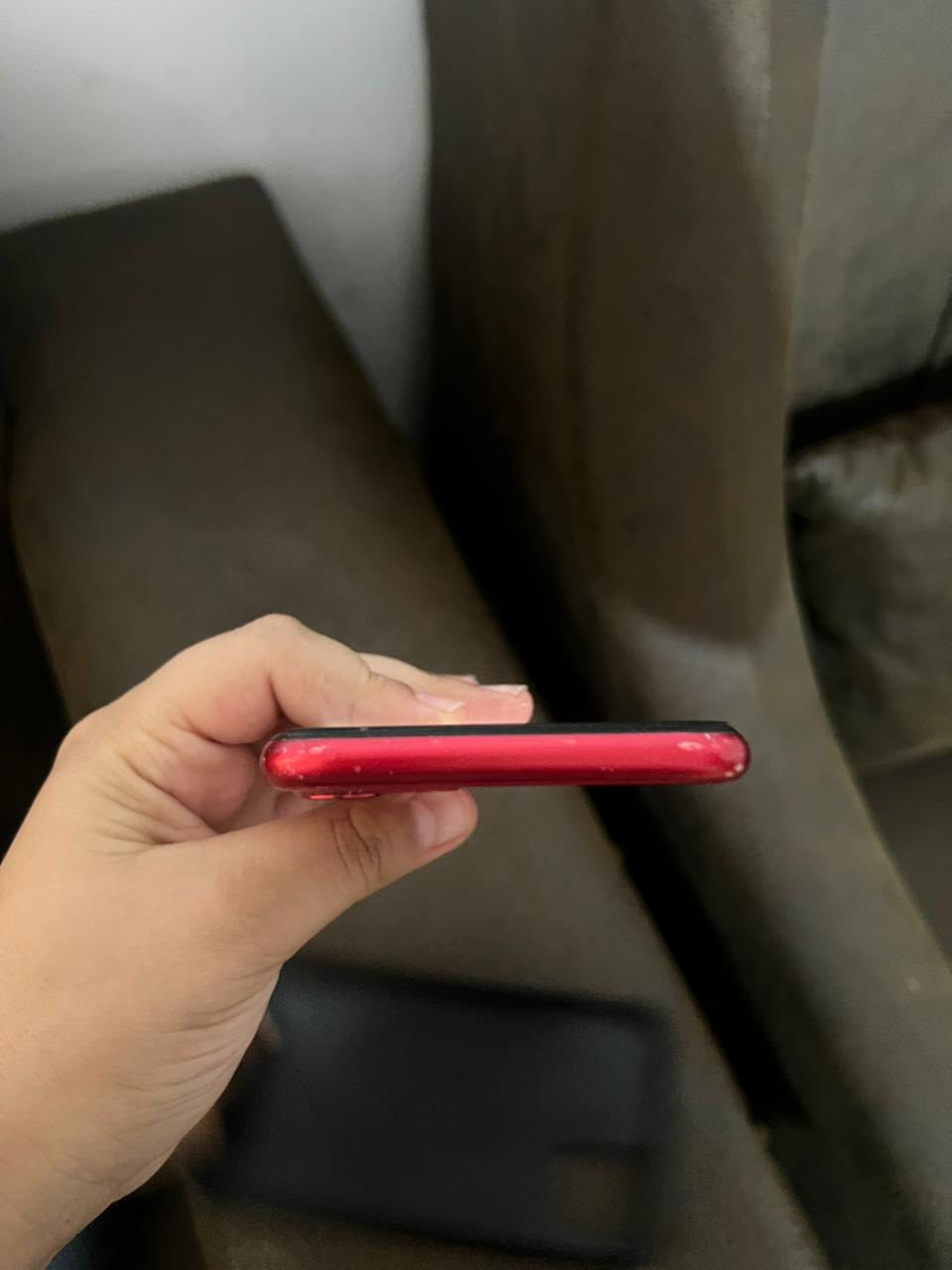 اقرا المنشور زين!!!!
اقرا المنشور زين!!!!!
ايفون ١١ عادي 
ذاكره ١٢٨
مبدل شاشه اصليه ثلاث خيارات 
معلايه البطاريه١٠٠ (معلايه مو مبدله)
فيس ايدي شغال كامل
سعر ١٥٠ الف قفل ولا ربع انزل 
هاي صوره
