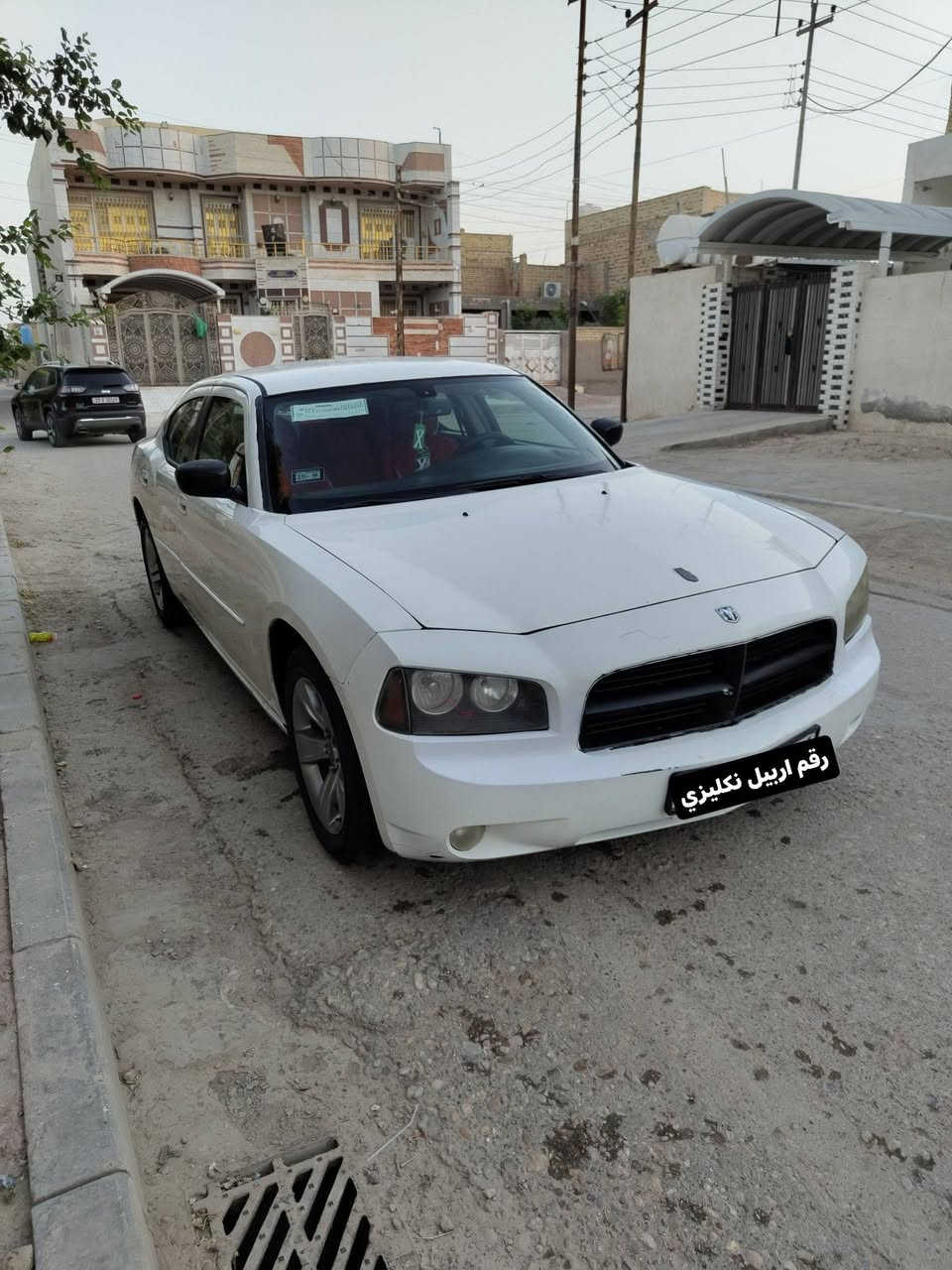 سلام عليكم للبيع اومراوس جارجر 10 محرك 6 داخل عسلي حداديه صالي سبوع من سويتها تبريد ثلج رقم اربيل جديد سنويه 29 ماتصرف عليها الف كلها جاهزه مكاني بل عماره السعر 37 وبيها مجال  الشري يتصل ***********
