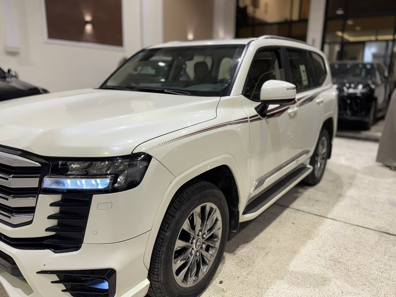 يالله 
السلام عليكم لاندكروز ٢٠٢٤  لمتدد بريمممم اصلي 
ماشيه ١٥ الف فقط 
فقط بيها ملاحضه مصورها داخل الصور
السعر ٦٦٥ 
مكاني بغداد النهضه
***********
