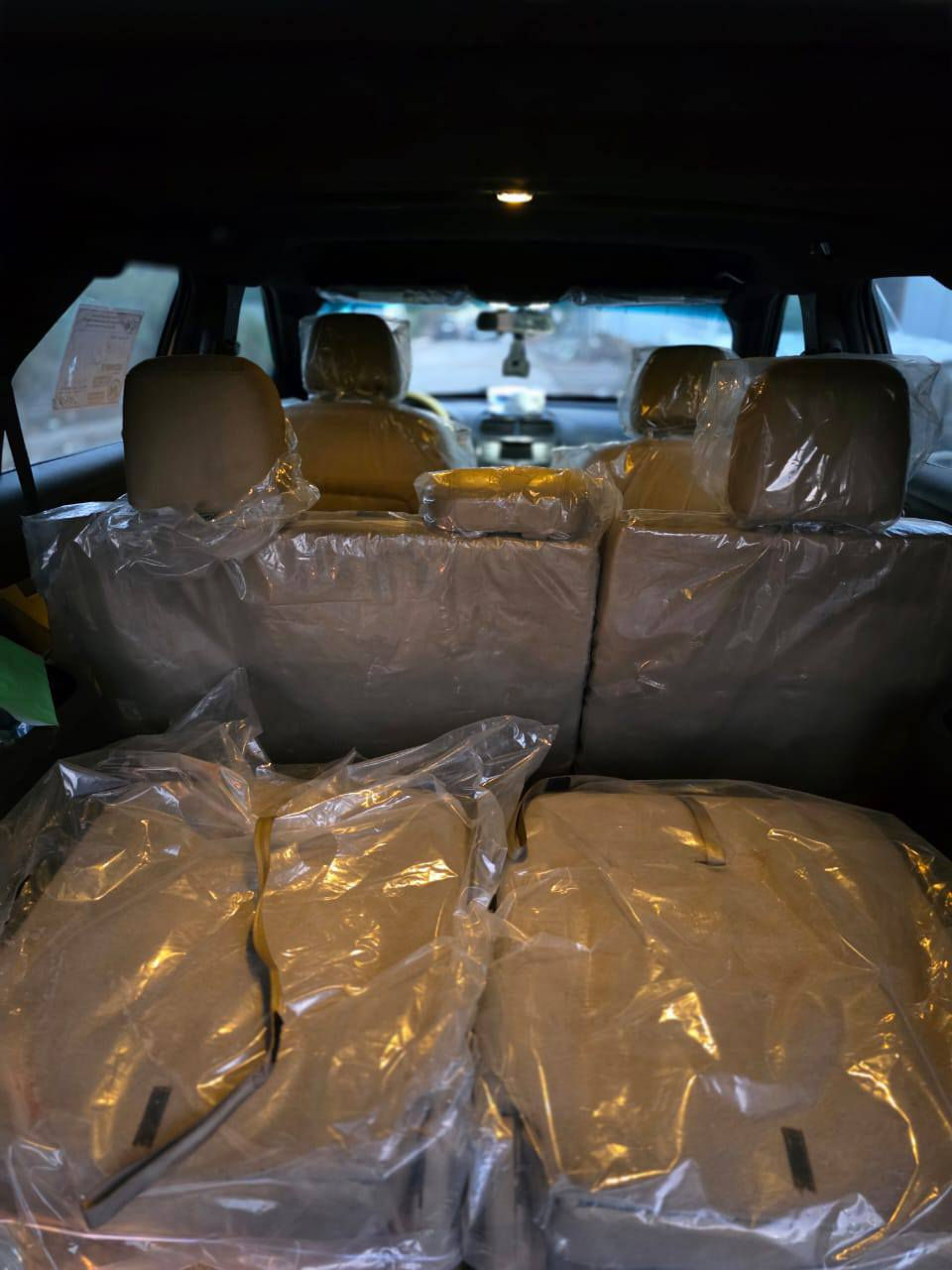 فورد اكسبلور 2017  رقم اربيل دولي 
7 راكب 
6 سلندر محرك جديد مال كصة
السيارة نظام بانزين مع غاز منظومة متكاملة 60 لتر 
فور ويل  
تحكم ستيرن 
3 قطع تبريد 
محرك مكفول 
كير مكفول 
تايرات جدد 
رقم الشاصي مع السونار مرفق
مكان السيارة بغداد 
السعر 175 
***********
