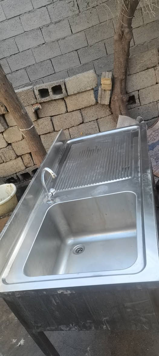 قطعتين سنك وميز السنك مال مطعمم كافتريه قيم وخذ


**إذا كنت صاحب هذا الإعلان وتريد حذفه لأي سبب، رجاءا أرسل رسالة إلى الدعم الفني**