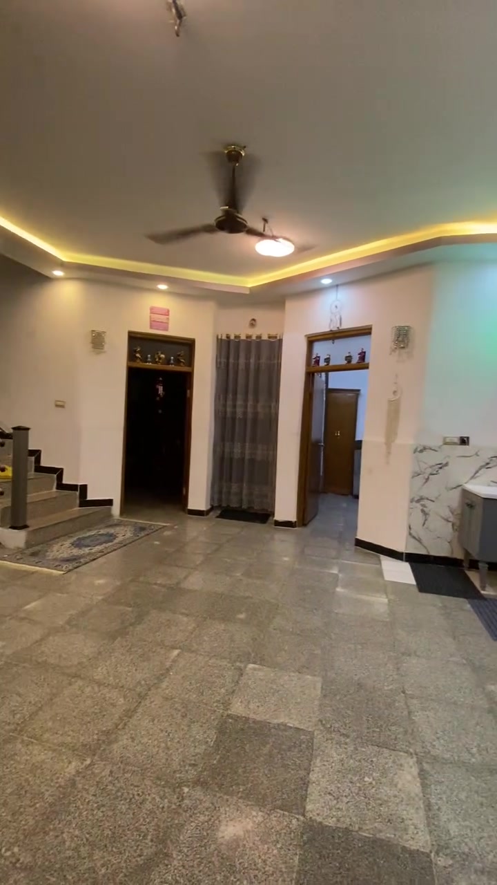 السلام عليكم بيت للبيع زراعي سند ٢٥ مساحه ٢٠٠ بيت نضيف ومعمر جديد منطقه سعديه خلف مطعم سمينه الاستفسار عن الرقم ***********
