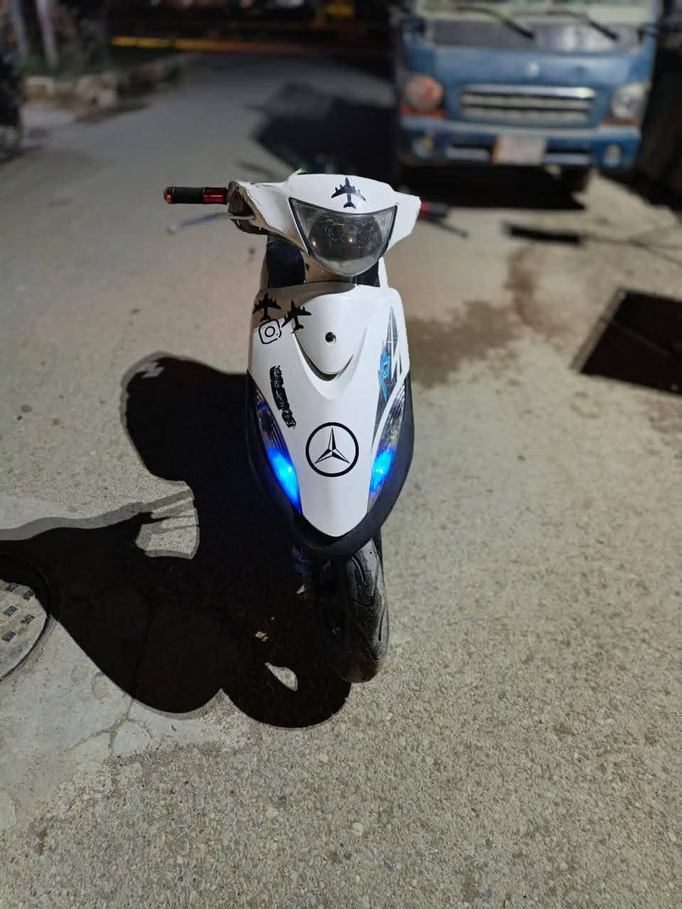 سلام عليكم دراجه ماكس عدله للبيع دراجه كايمه بس تمشك وين ماجان كلشي شغال بيه كهربايات هندر فقط يشتغل سعر 350 بيه  مجال  شي قليل مكاني ديالى بعقوبة المفرك رقم الهاتف ***********
