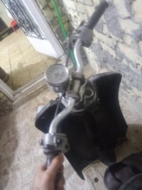 دراجه عبد الحليم  تشتغل بس تكطع نار ((كابريته جديده تجفيت جديد سعرها60...