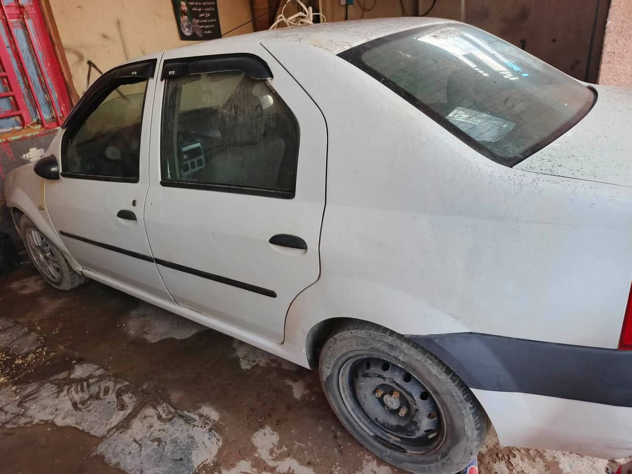 رينو لوكان موديل 2017 كير ومكينه خير من الله كير اوتوماتيك سياره بيها معامله مخصصين الها رقم بغداد بس تدفع رسوم الرقم وتحول السعر 58 أي ستفسار اتصل على رقم *********** العنوان بغداد
