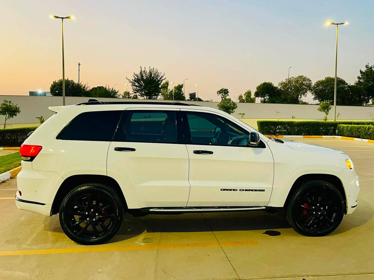 Jeep summit 2019 فول مواصفات محرك 6 سلندر سيارة كلين بدون صبوغ عنوان أربيل 
***********
***********
وتسأب
