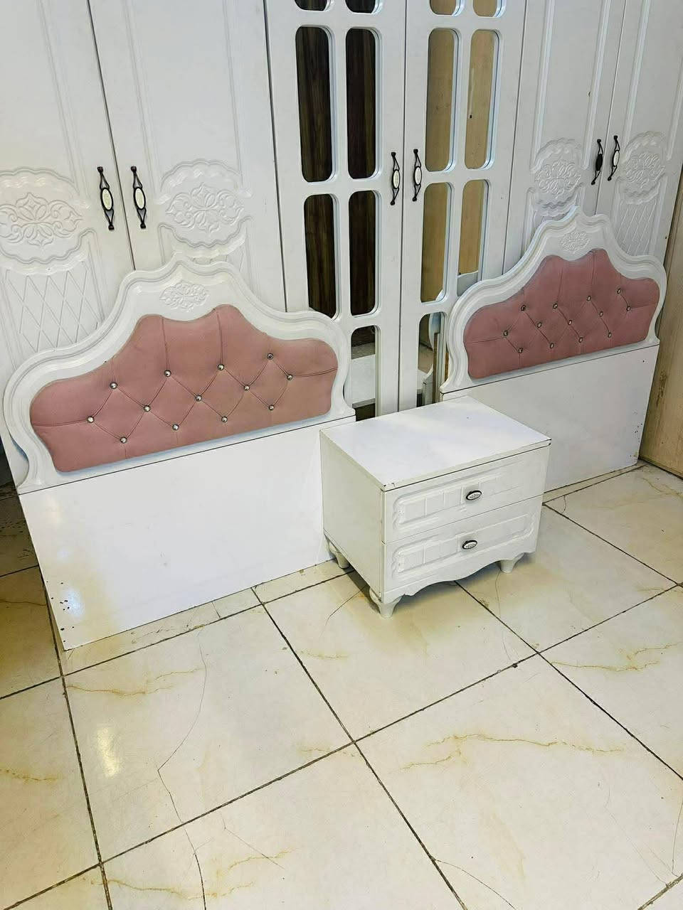 غرفه تركي كانتري شبابيه مستخدمه
غرفه نضيفه مثل بل صور 😍✨
غرفه 6 قطع 💎✔️
غرفه ول توصيل وشد 650 فقط🔥


**إذا كنت صاحب هذا الإعلان وتريد حذفه لأي سبب، رجاءا أرسل رسالة إلى الدعم الفني**