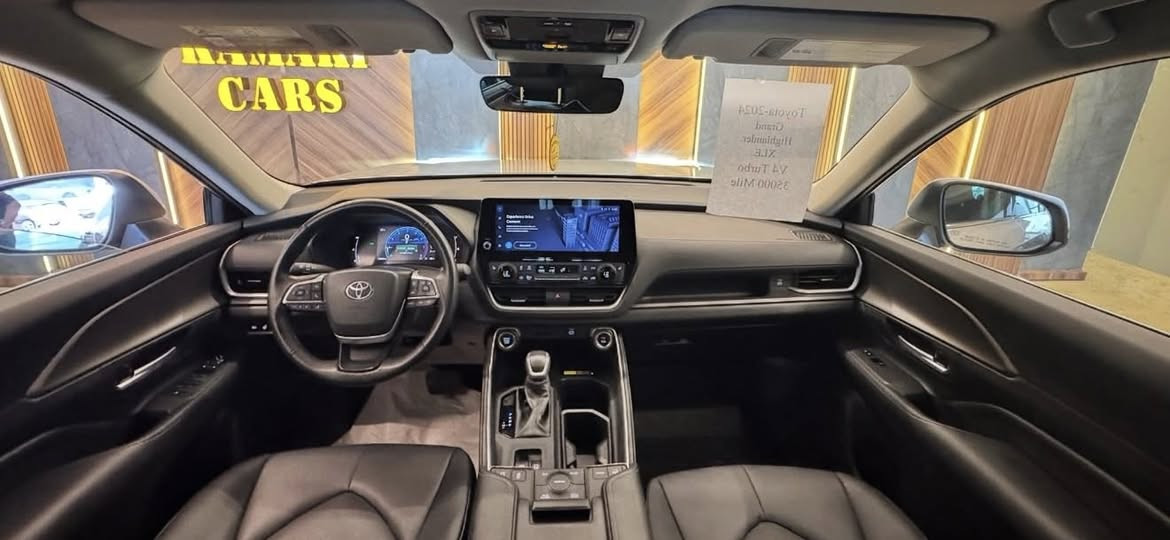 السياره دهوك كلين تايتل
للبيع او المراوس 
السعر41000$ وبيها مجال 

تويوتا كراند هايلاندر 2024 ماشية 35000 ميل بعدها زيرو

مواصفات XLE AWD
كشنات جلد وكهرباء 
دفع رباعي
تدفئة بالكشنات
تدفئة بالستيرن
7 راكب 
شاشة كبيره وعدادات شاشة
بصمة تشغيل وابواب
تبريد 3 مناخات 
3 قطع تبريد 
وضعيات قياده
هاندبريك بصمة
لايت اوتو
لايت زينون 
صندوق كهربائي
بردات حلفية
محافظة على المسار
نقاط عمياء
رادارات امامية وجانبية وخلفية
اوتو ستوب 
                    ***********واتساب 📞📞📍ب دهوك
