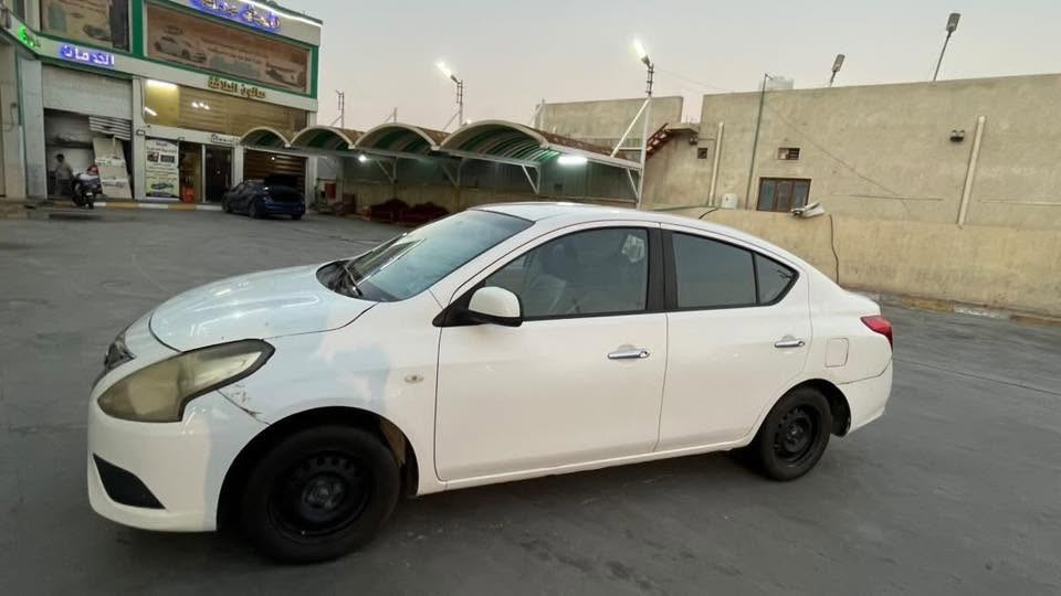 السلام عليكم للبيع نيسان سني صالون سياره كلين نضيفه فقط رصعات بل الابواب  تبريد خير من الله 
سياره معوقين ناصريه 
مكاني البصره _الزبير 
باقي التفاصيل اتصل ع الرقم 
***********
