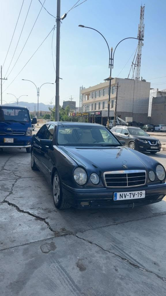سەرتا بەناوی خودای گەورەو میهرەبان  :ماسلیس مۆدێڵ 96چوارپستۆی مەرخووب سەیارەکە تابڵێی بێمەسرەفوو تووندو تۆڵە سەیارەکە نەقووسانی نیە کارەبای گشت گیانی مەزبووت گێروو مەکینەی مەزبووتە سەیارەکە abcچوارجام کارەبایەگوشن جڵدە یرتر ئەوە ماڵەکە لەبەر چاوتانە : نرخیشی 30کەمێک مەجال گۆڕینەوەش دەکەم لەسەر دڵ گرتن  گتر مشتەری نیت سەری خۆتوو  نیش مەئێشێنە ژ:م*********** رانية, السليمانية
