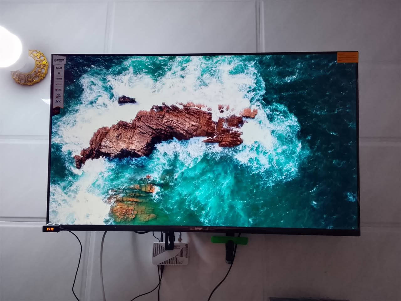 سلام عليكم.  شاشه بلازما حجم 43 اصدار حديث 14 فول انترنت تدعم جميع البرامج....جديده مستعمله ايام.  

ضد الكسر ضمان سنتين.  بلزكاته. 

سعر..  ٢١٥.  الف. 

عنوان كربلاء المقدسة.    

اي ستفسار.   ***********
