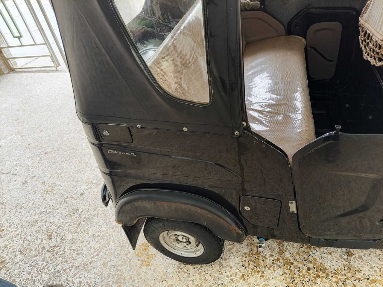 سلام عليكم تكتك 23 اوراق للبيع كفاله بيها شويه شغلات بسطيه بالكشر شويه تجت طاحت ع كنر عوزه تكحيل الدراجه خير من الله ع وضع الشركه برغي مامبدل بيها بوجهك للشارع ربع ماتصرف عليها
سعر ع هذا الرقم خاص ماعندي واتساب ماعندي شراي يتضل ع هذا الرقم(واسط قضاء الحي) 
***********
