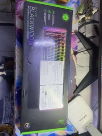 Razer BlackWidow V4 • كيبورد ميكانيكي • مفاتيح صفراء