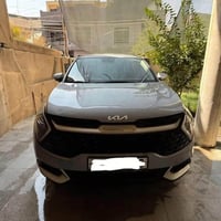 سبورتج موديل 2023 اللون فيلي  حادثها بسيط البنيد مفتوح وبي بارد وباب ا...