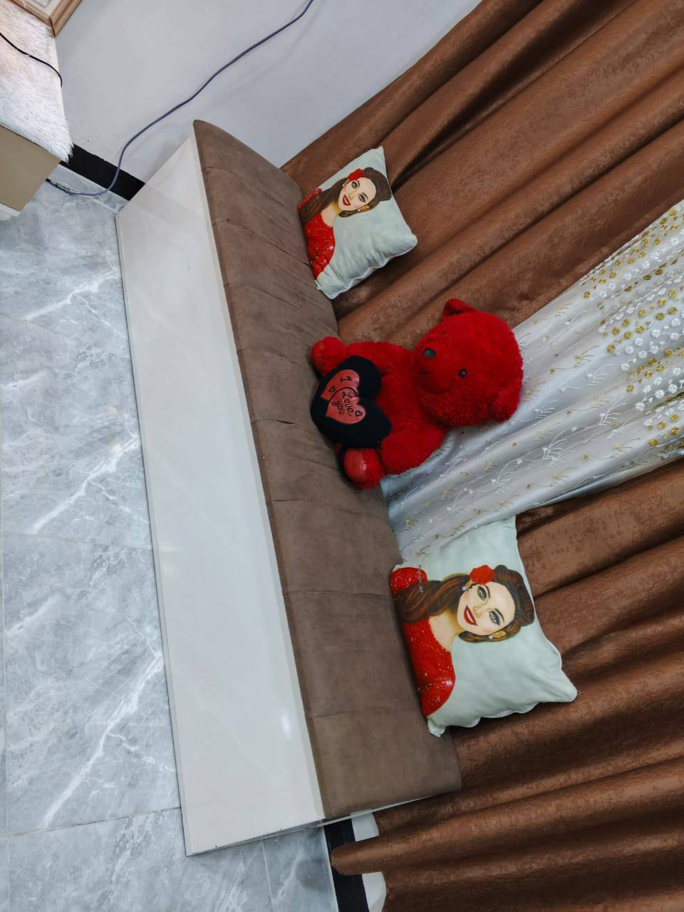 غرفه تركي للبيع تسع قطع نظافه 100% السعر خاص 
***********
