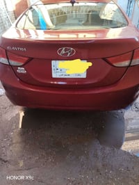 النترا • ٢٠١٢ • ضرر خلفي