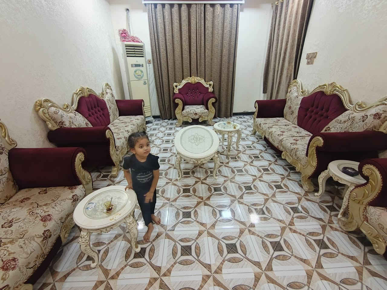 للبيع تخم نضيف كلش مكاني كوت داموك السعر ٥٥٠ وبي مجال *********** بدون طبلات
