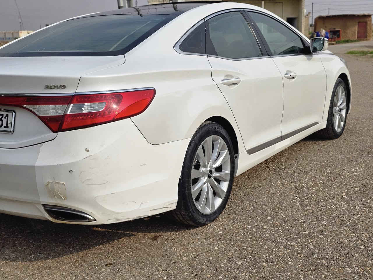 رقم سليمانيه تحويل ثاني يوم
محرك 6/3000 
ماشية 200 الف حقيقي 
بنوراما +تحكم ستيرن 
تبريد قطعتين 
بردة خلفية كهربائيه بلاد 
كشنات كهربائيه جلد 
سياره بيه منضومة غاز انسه الصرف 
السياره ستخدام شخصي كلشي مناقصه 
محرك كير تبريد صدر أمامي خلفي بشرط 
السياره عليه أدامه كامله 
السونار داخل المنشور 
مكاني ديالى المقدادية 
السعر المطلوب 138 
***********
