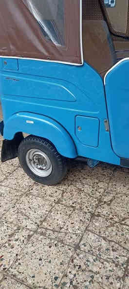 السلام عليكم تكتك للبيع كفاله عامه اوراق 24 ميسان قضاء كميت السعر ٩٦٠٠ وبيهه مجال قليل الاستفسار الاتصال *********** او ***********
