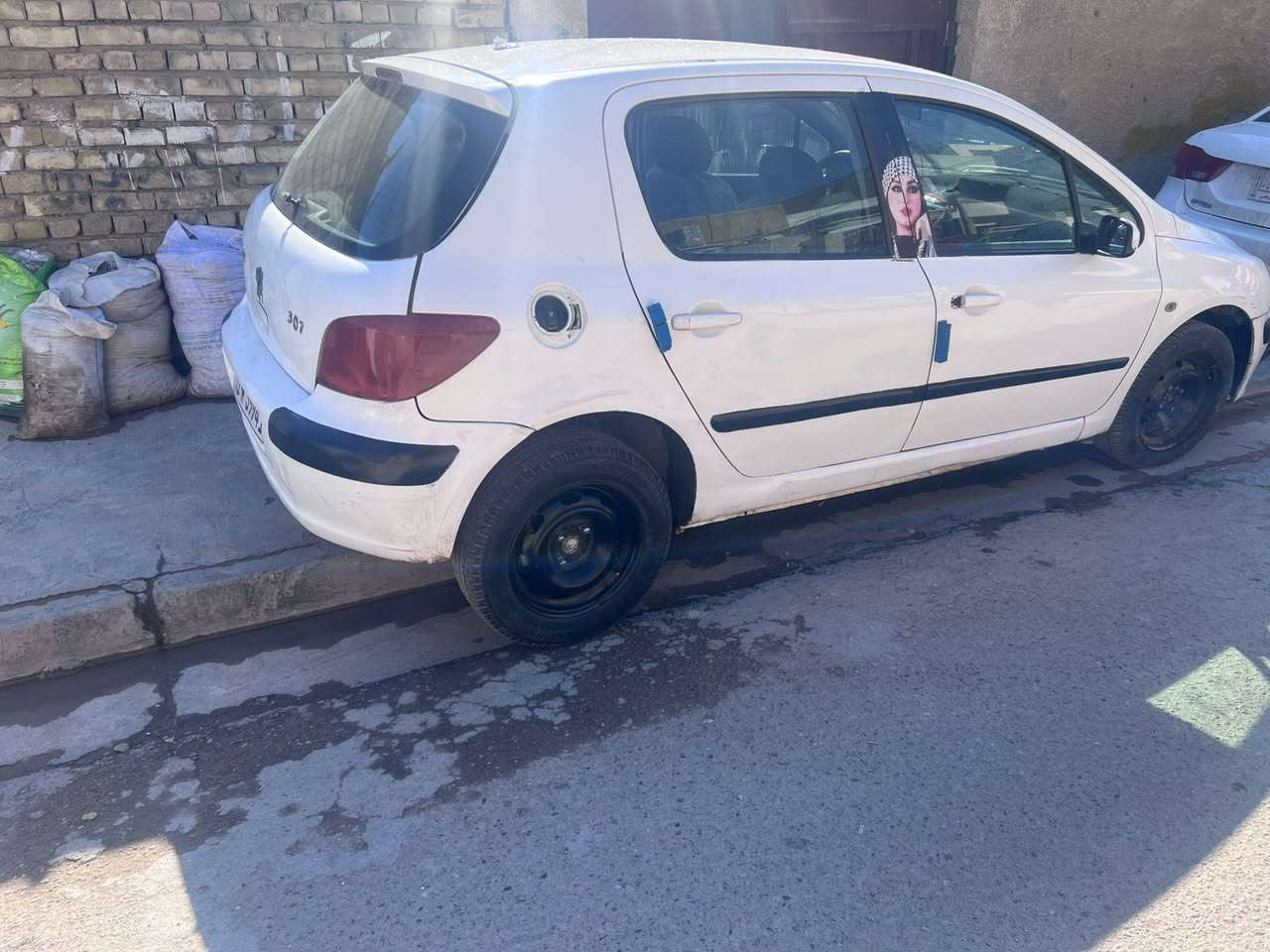 بيجو 2005 محور كير محرك كورلا   مكفولات سنويه جديده رقم دولي تحويل ثاني يوم  السياره مابيه حادث السعر 42 وييه مجال مكاني بغداد الدوره ‭٠٧٧٢ ٣٦٧ ٣٣٧٦‬
