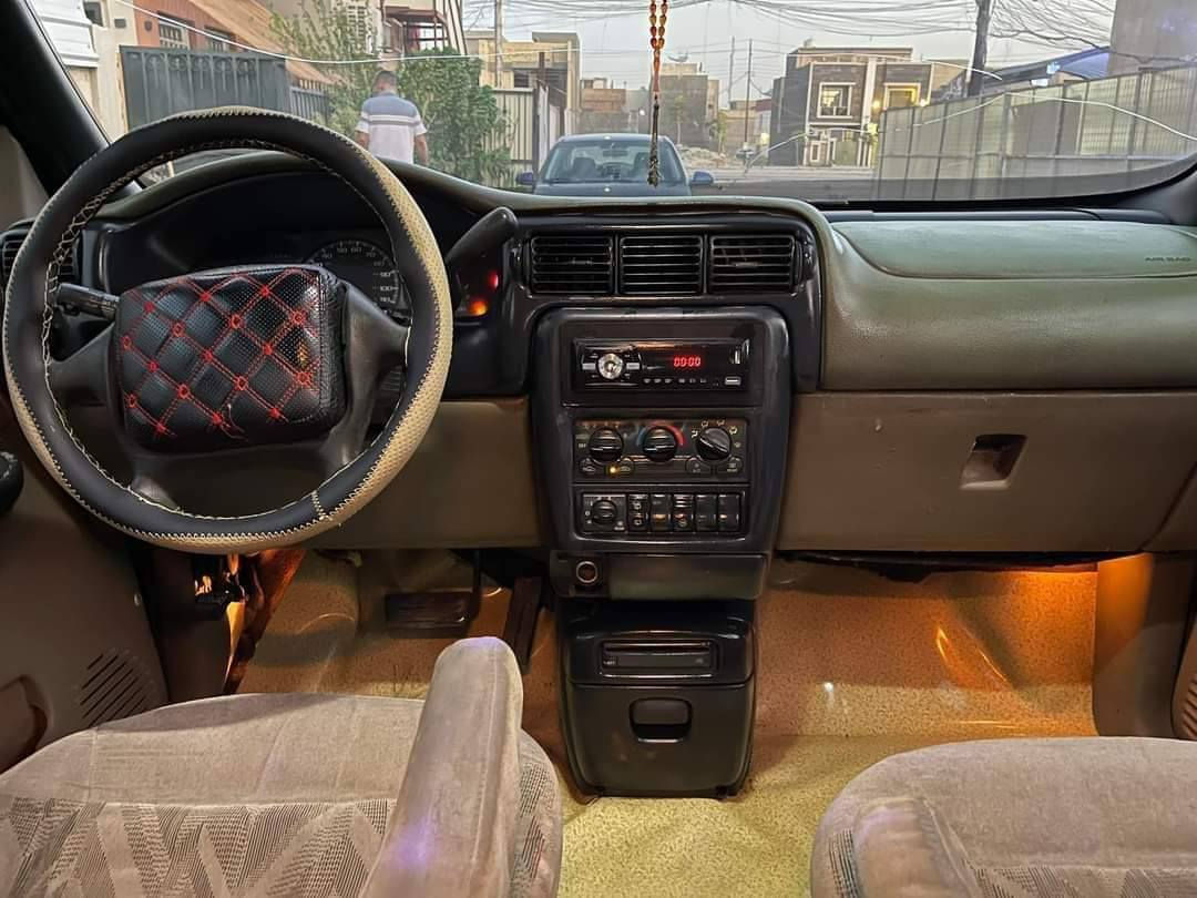 شوفر ليت افنجر مديل 98 ..6 راكب تبريد 3 قطع رقم نكليزي جاهز سياره السعر 65 وبيه مجال بصيط مكاني ذي قار سوق الشيوخ ***********
