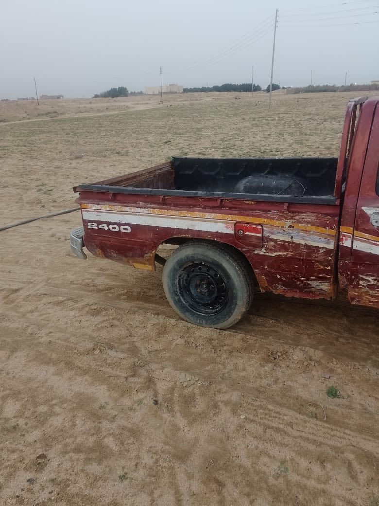 سلام عليكم بيكم مديل 1991مكينةً وكير مكفولات رقم واسط سنوية صاقطة بل 2021 شاصي مكفول سعر 15وبيهة مجال بيع مستعجل رقم الهاتف ***********انتصال❤️
