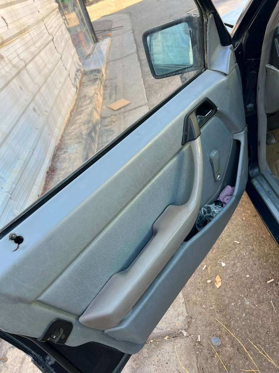 مارسدس دب للبيع موديل 88

رقم دهوك انكليزي 2028 

مكينه وكير بطه 2500 

تبريد شغال 

حدادية أمامي خلفي جديدة 

كهربائيات شغاله 

قواعد دبل نظيفات

شرط التحويل 
***********📞

