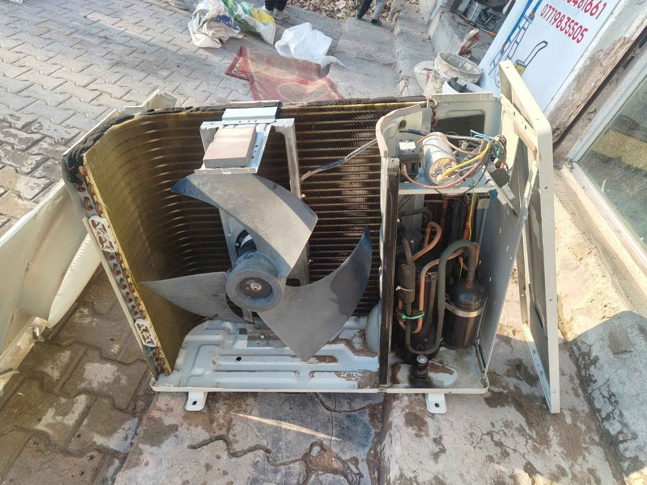 سبلت نوعيه اوكي غاز طنين وثلث 22% ما مصلح ونظافه 90% والسعر 500  الف وبي مجال عنوان نجف حي نيسان الرقم ***********
