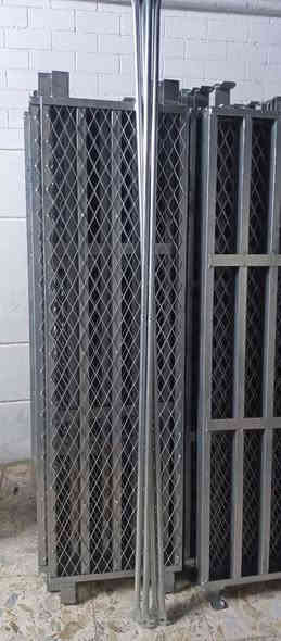 ☎️سكلات درجة اولى🧰
دراب مشبج 5قواطع او بليت شخاطة 
توجد كافة القياسات…………… ***********……… ..
العرض: 
………………………………………………………………………… ..
60سم ارتفاع مترين 
80سم ارتفاع مترين 
90سم ارتفاع مترين 
120سم ارتفاع مترين 
وكذالك سكلة ارتفاع 3متر عرض 90سم 
دراب خشب روسي او دراب بليت حديد
للاستفسار اكثر الاتصال ***********
