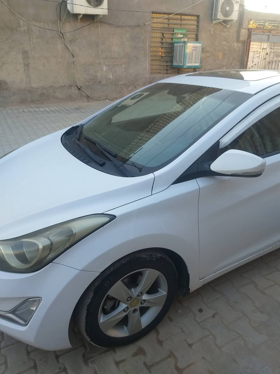 النترا 14فول مواصفات ماعده البصمه مكينه 1600 تبريد  ومكينه وكير مكفولات بيه قطعتين رش جاملغ وبنيد وكل شي واضح بالسونار  السعر 115 وبيه مجال الاتصال *********** بي واتساب
