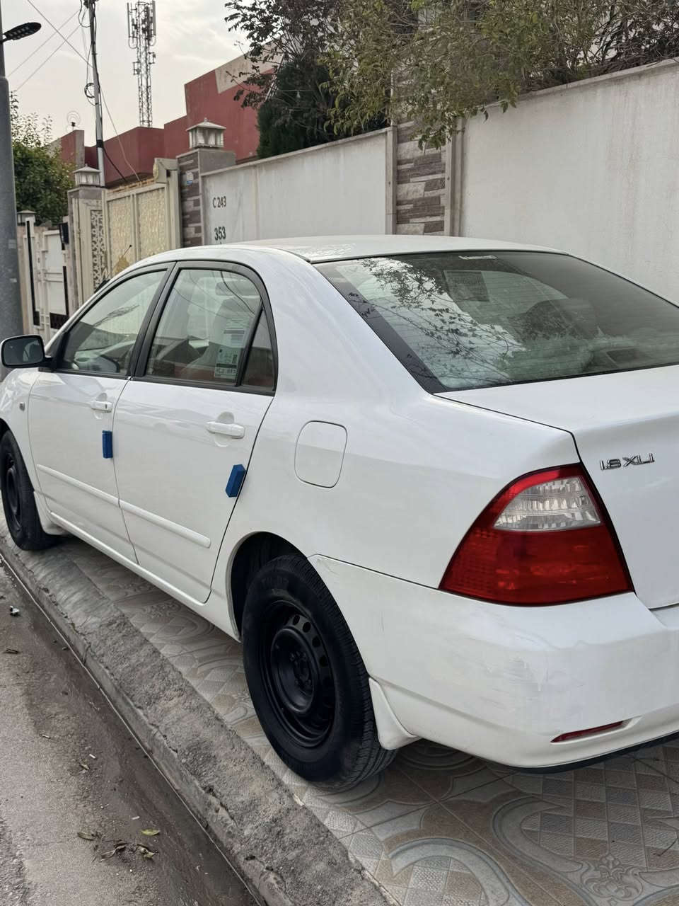 سلام عليكم
تويوتا كرولا ٢٠٠٥ للبيع
مكينة ١.٨ كبير
كير توماتيك
٤ جام كهرباء
دواخل فورميكا بلادي
رقم اربيل 
ماشي قليل ١٨٦ الف كم 🔥
سيارة جدا نظيف 
بيها نص جملغ امامي صبغ 
سعر ١١٠ ورقة و مجال بسيط ✅


**إذا كنت صاحب هذا الإعلان وتريد حذفه لأي سبب، رجاءا أرسل رسالة إلى الدعم الفني**