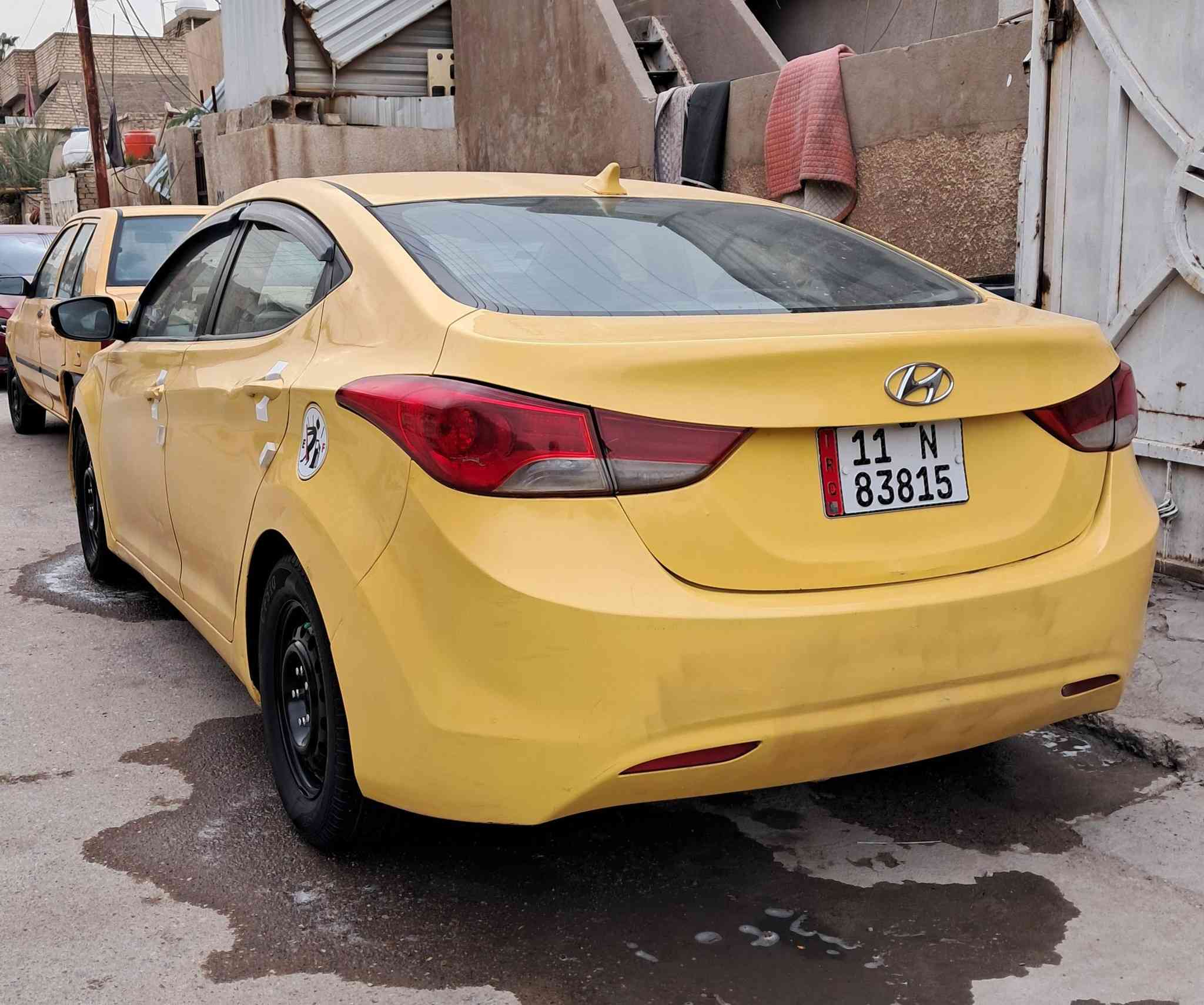 السلام عليكم 
النترا 2012 مضلع 
سياره مكينه وكير وكهربائيات خير من الله نعمه 
تبريد ثلج 
حادث قطعتين جاملغ امامي الايسر و قبق جنطة بدون دواخل
رقم انكليزي مصفرة هيئه وغرامات بأسمي تحويل ثاني يوم 
سياره مال جناي ما بيها كلوب طافي و منضومه زنون 
السعر 98 وبيها مجال ان شاء الله 
مكاني بغداد الزعفرانيه ***********//***********
