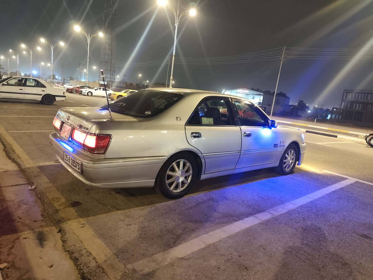 سلام عليكم مالكي للبيع 2001 كرستال شاصي 75 قرار 48 السياره 3 ميري  شفيد بردي خلفي  ويل نجمه. دخم تير جديد  المكينه ديفور   الجبير صار شهر مكينه و الكير جديد  السعر 125 و بيها مجاني المدور  ثني يوم /*********** العون كربلاء
