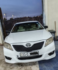 كامري SE • ٢٠١٠ • ماشي ٢٠٠ الف