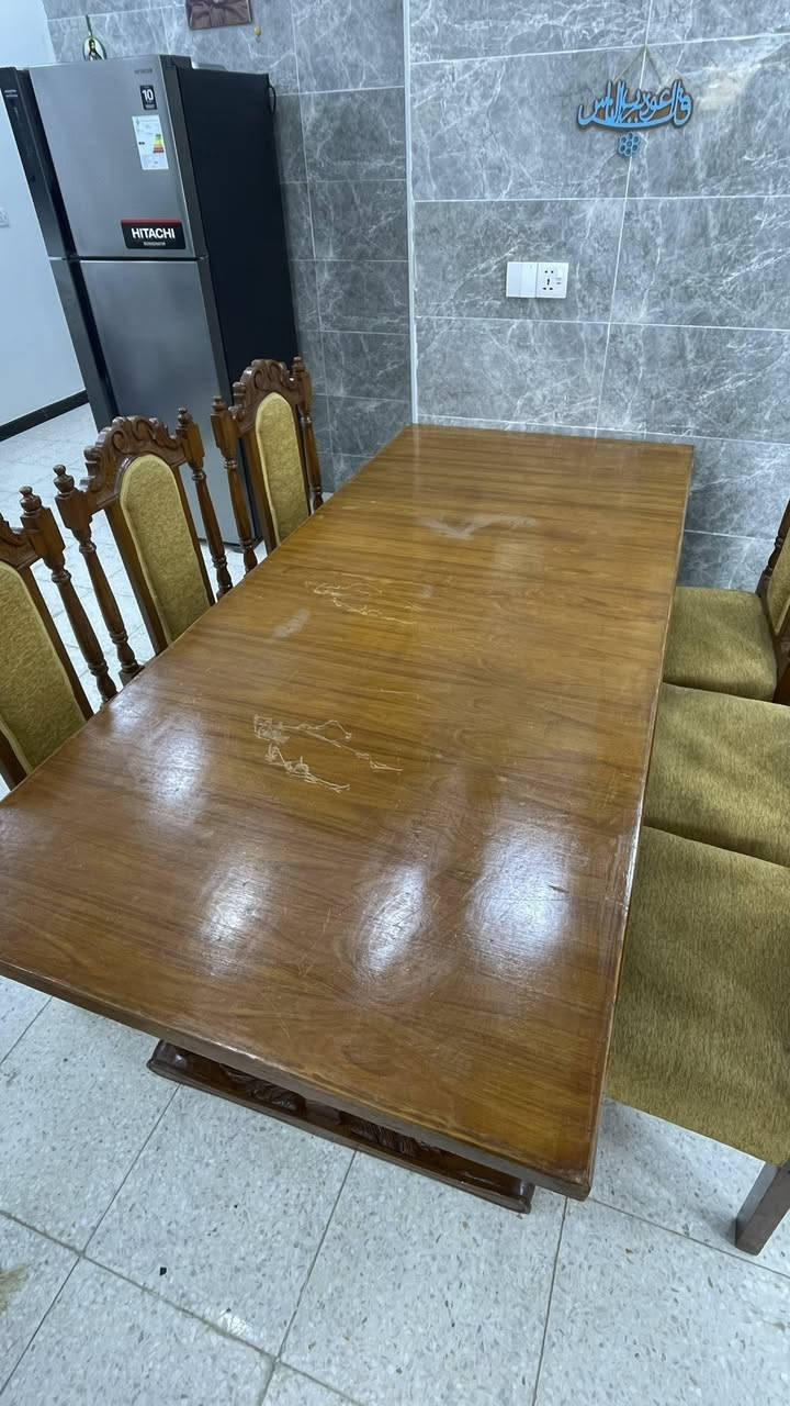 ميز طعام صاج للبيع مستعمل نضافه ٩٠./.  سعر ٢٥٠ الف وبي مجال مكان بغداد شماعيه رقم تلفون ***********

