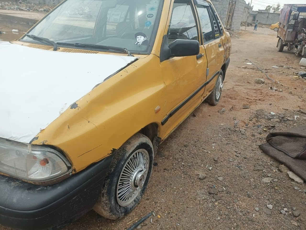 سلام عليكم سايبه موديل 9 كير مكينه بل جيس حداديه تخم تأير كشر حلوو مسجل سمعات كله جديد مكان كربلاء سياره راعيه مسافر ست شهر ويجي مكان كربلاء كهرباء شغله سعره 11 وبيه مجال قليل ***********
