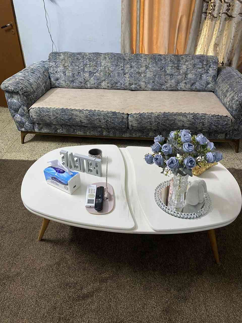 تخم 10 مقاعد (2 قنفات رباعية +2 كراسي) ينفتح سرير قلاب 
مقاعد ينفتح سحاب ينغسلن قماش وتر بروف من الجشعمي مشتري 2 مليون  نبيعه 850 وبي مجال للشراي مكان سبع ابكار


**إذا كنت صاحب هذا الإعلان وتريد حذفه لأي سبب، رجاءا أرسل رسالة إلى الدعم الفني**