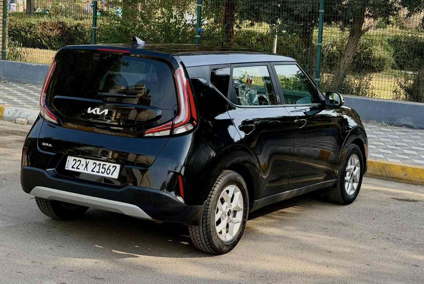 للبيع فقط بدون مراوس
كيا صول الشكل الجديد موديل 2023 
ترقيم جديد اربيل بسم شركة
 تحويل لو وكاله مضمون بضمانتي
حادث دعاميه فقط وشبر بارد بحافة البنيد  سياره كلين بدون صبغ بدون ايرباك 
سيارة جديدة كولش بدون اي نقص 
ماشيه 63 ألف مشي امريكا فقط
مواصفات 
شاشة الكتروني ديجتل 
محرك 2000 دوش 
رادار امامي 
رادار جانبي بلمري
رادار خلفي
هيترات كشنات وستيرن
شحن واير ليس
لايت لد وزنن 3 عدسات
بكلايت لد
مانع انزلاق
نظام نقطة عمياء 
كروز مثبت سرعة
شاشه كبيرة كار بلي 
كامرة دوارة 
تحديد مسار / قيادة ذاتية 
توقف ذاتي  / تنبيه مسار
اشارة ترحيب / اطفاء ذاتي 
تحكم جهتين ستيرين
حساس اطارات 
3 وضعيات قياده
‏ SPORT-SMART-NORMAL
--------------------------
سعر مناسب 158 وبيهة مجال بسيط 
مكان السيارة بغداد العطيفيه
للأستفسار ***********
