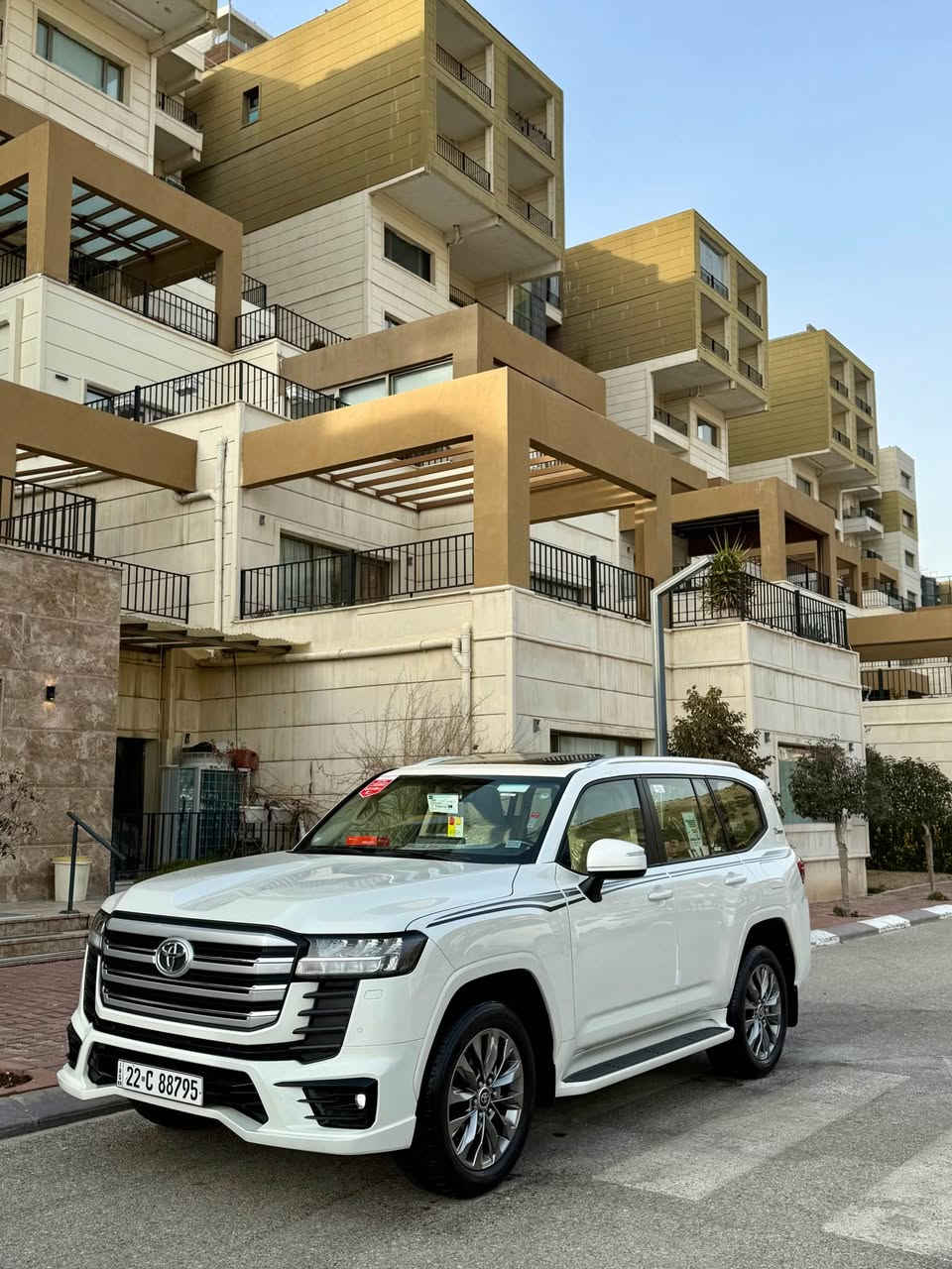 تويوتا •••• لاندكروز  GXR ✅✅  

موديل ••••10/ 2022   ✅✅ SAS ( ساز ) تنفس طبيعي

_فول مواصفات ••• 3 شاشات ((تطبيق))
_6 :: سلندر  محرك  عادى 
_جديدة جدا بحالة الوكالة  🔴  دعامى لدعامى ب شرط 📦
ماشى(   32  )الف كيلو
‏سةنوي باسمي ‏راسان تحويل
_جنطة كهرباء 
_تبريد كشنات
_كراسي كهرباء 
_جلد بيجي 
_سلايت
_3 شاشات بلاديه
_تشغيل  عن بعد 
_السياره فول 1/1
_للاستفسار اكثر عن الاسعار والتفاصيل 

   ✅✅☑️☑️☑️☑️✅✅

سعر   $644..,

العنوان ::: سليمانيه
الاتصال على الأرقام 
***********  ☎️☎️ السليمانية, العراق
